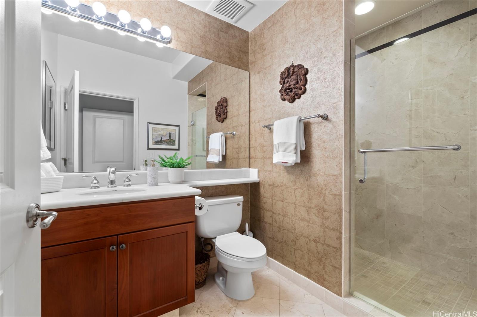 Windsor The condo # L103, Honolulu, Hawaii - photo 15 of 25