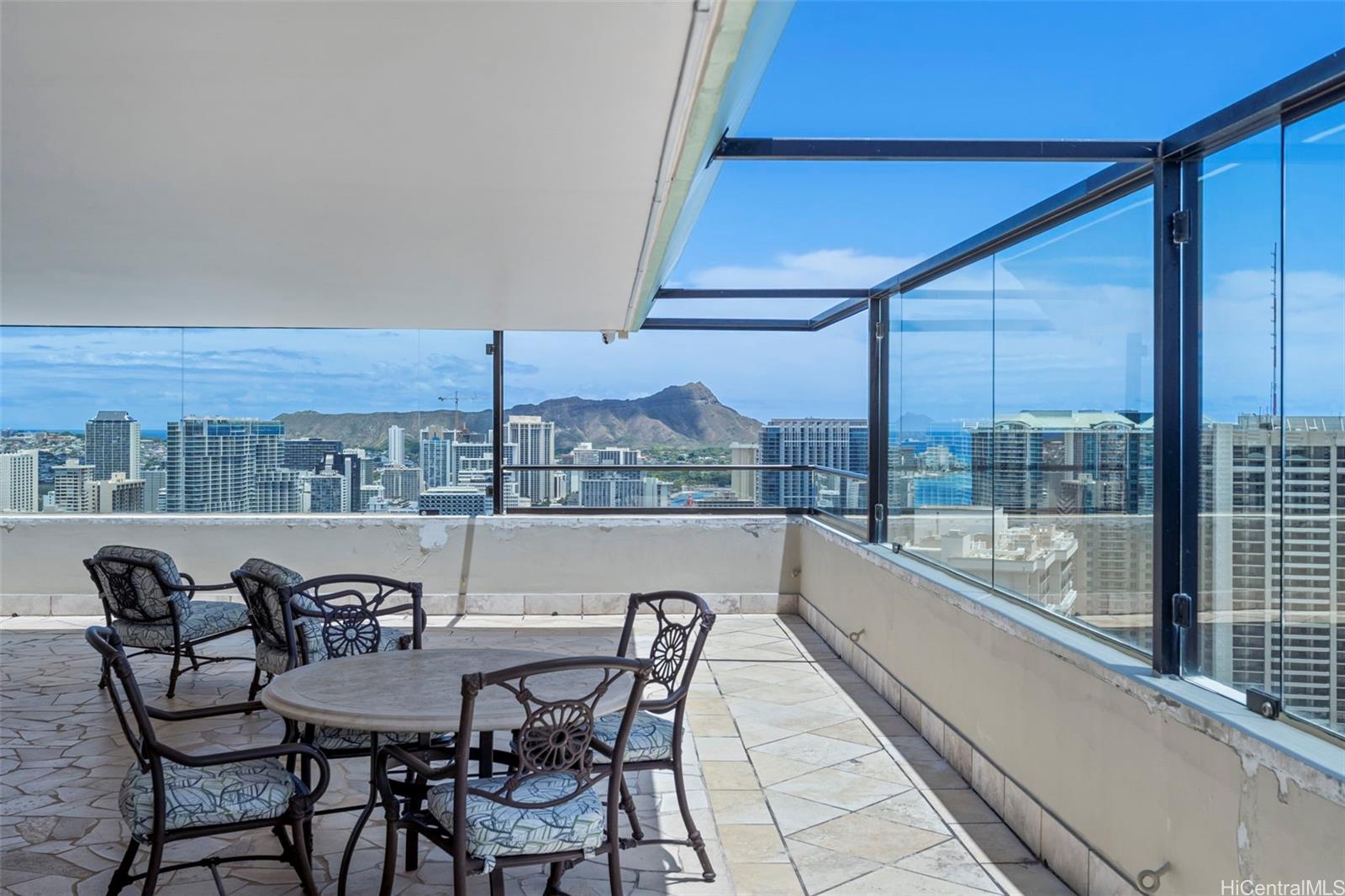 Windsor The condo # L103, Honolulu, Hawaii - photo 23 of 25