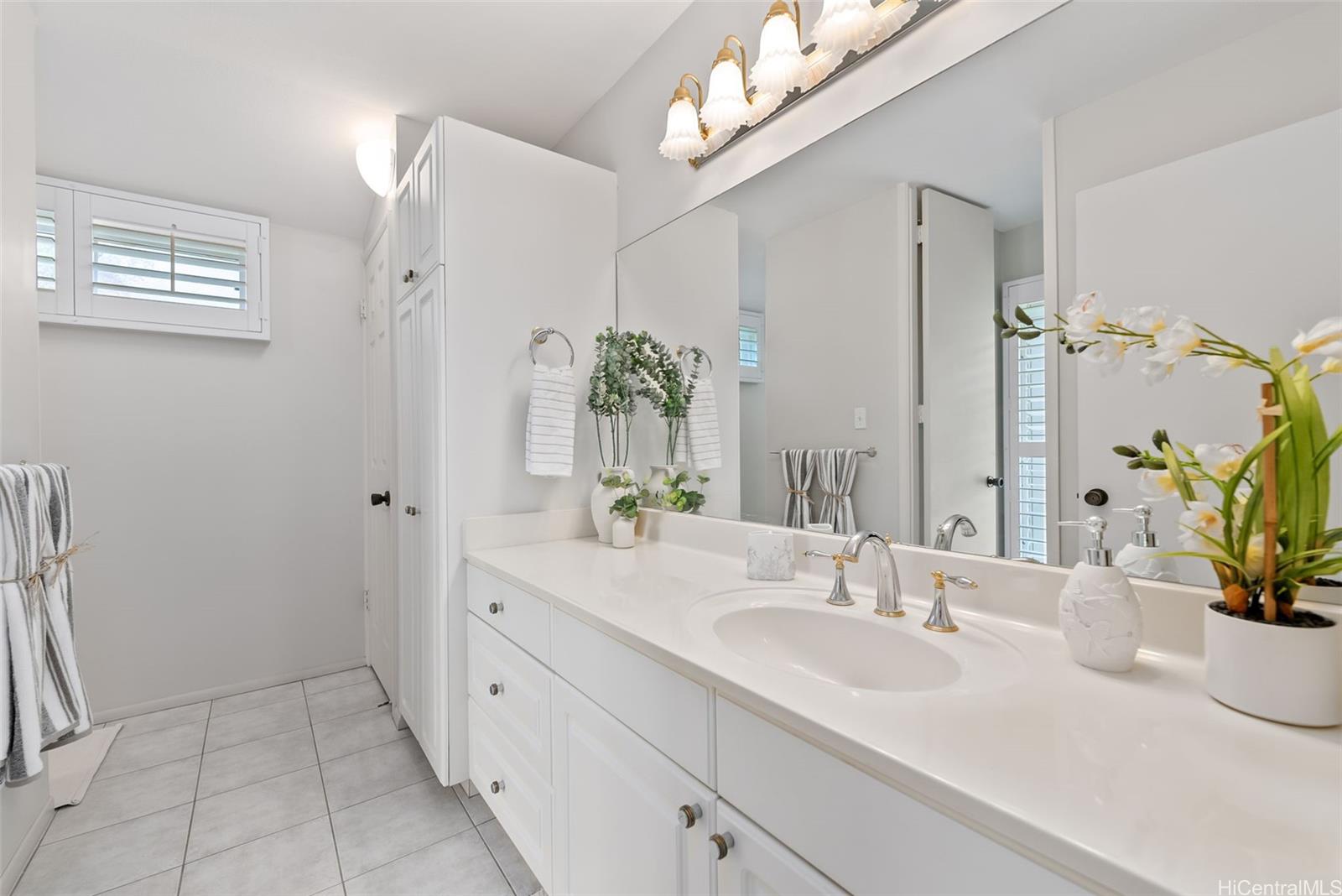 344  Halaki Street Niu Valley, Diamond Head home - photo 14 of 25