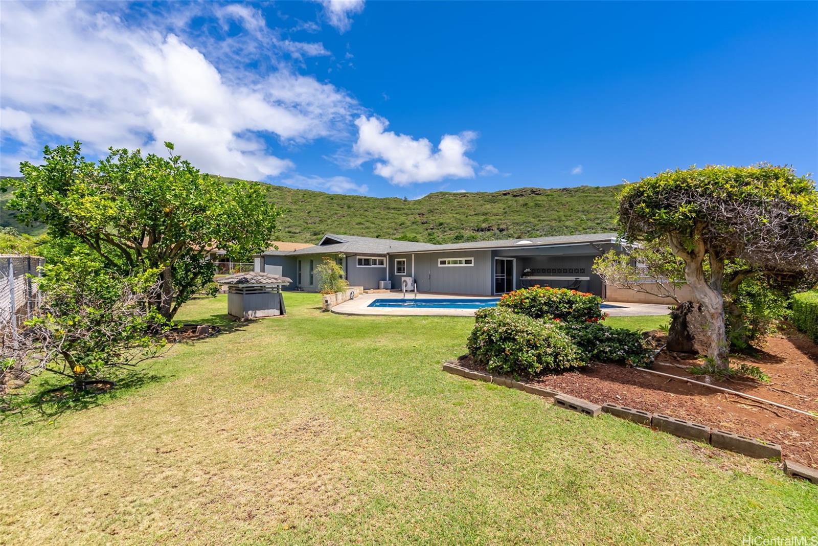 344  Halaki Street Niu Valley, Diamond Head home - photo 3 of 25