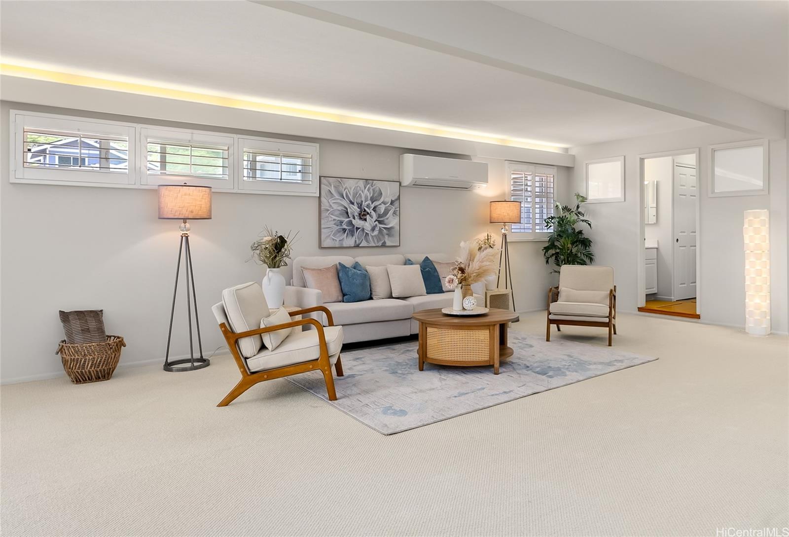 344  Halaki Street Niu Valley, Diamond Head home - photo 4 of 25