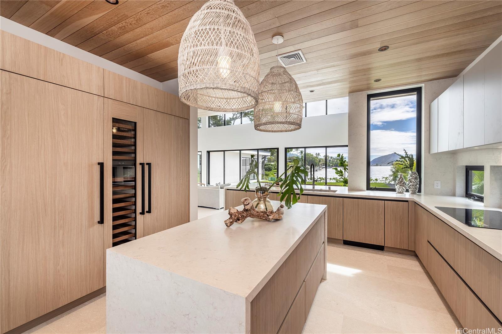 344  Wailupe Circle Wailupe Area, Diamond Head home - photo 2 of 14