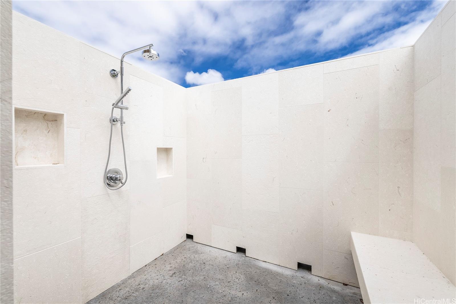 344  Wailupe Circle Wailupe Area, Diamond Head home - photo 11 of 14