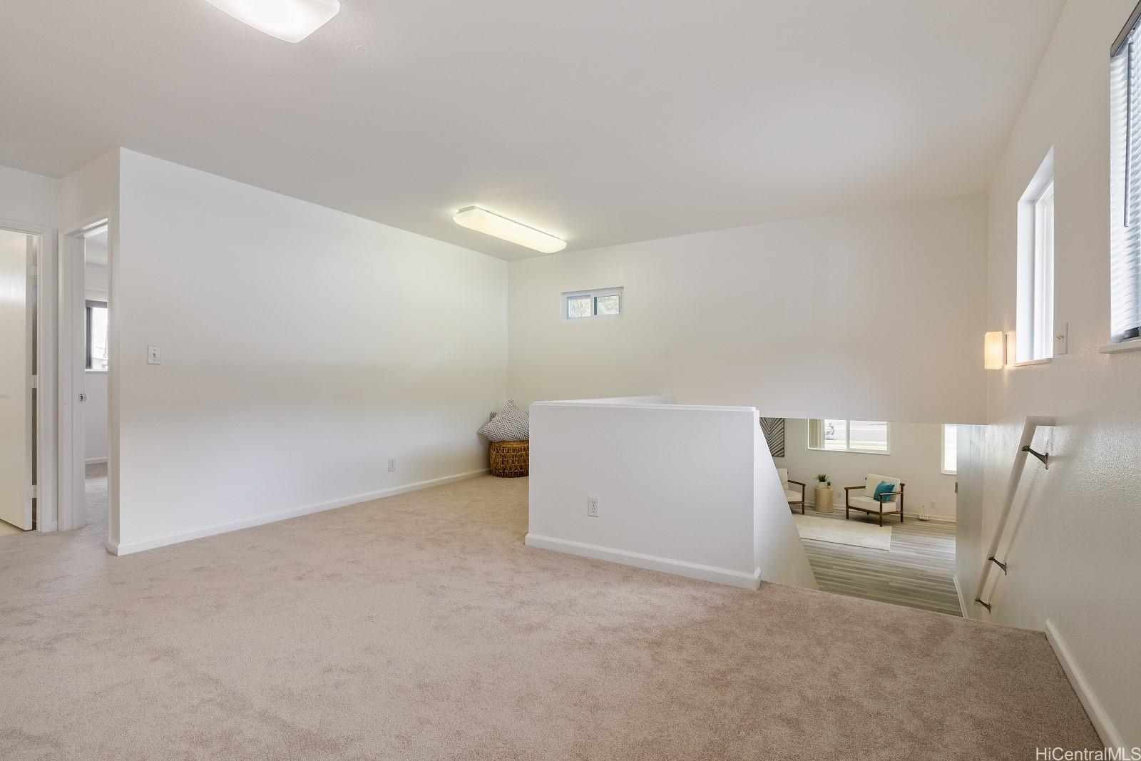 3448  Peneku Place Manoa-upper, Honolulu home - photo 13 of 22