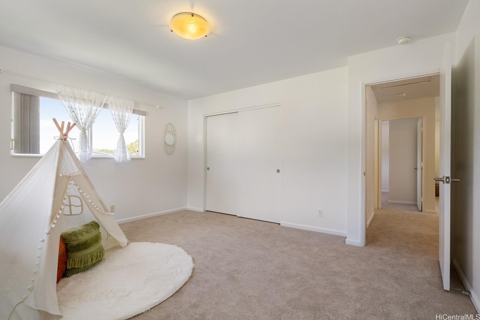 3448  Peneku Place Manoa-upper, Honolulu home - photo 16 of 22