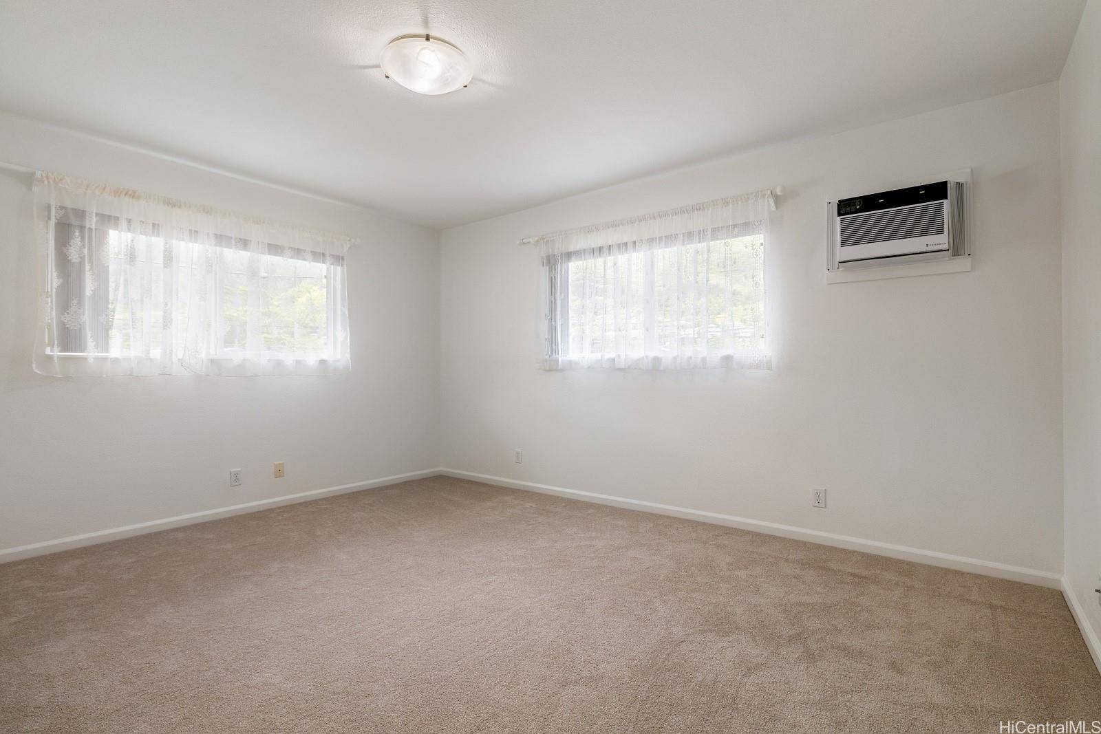 3448  Peneku Place Manoa-upper, Honolulu home - photo 18 of 22