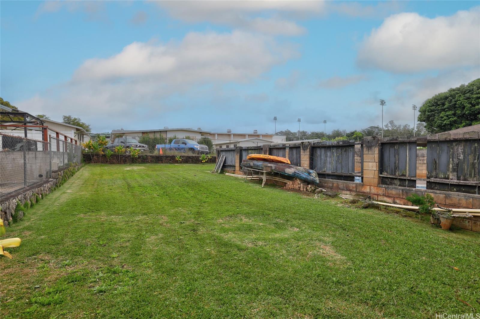 345  Iliwai Drive Wahiawa Area, Central home - photo 18 of 25