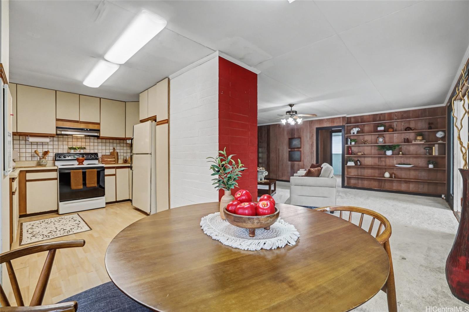 345  Iliwai Drive Wahiawa Area, Central home - photo 7 of 25