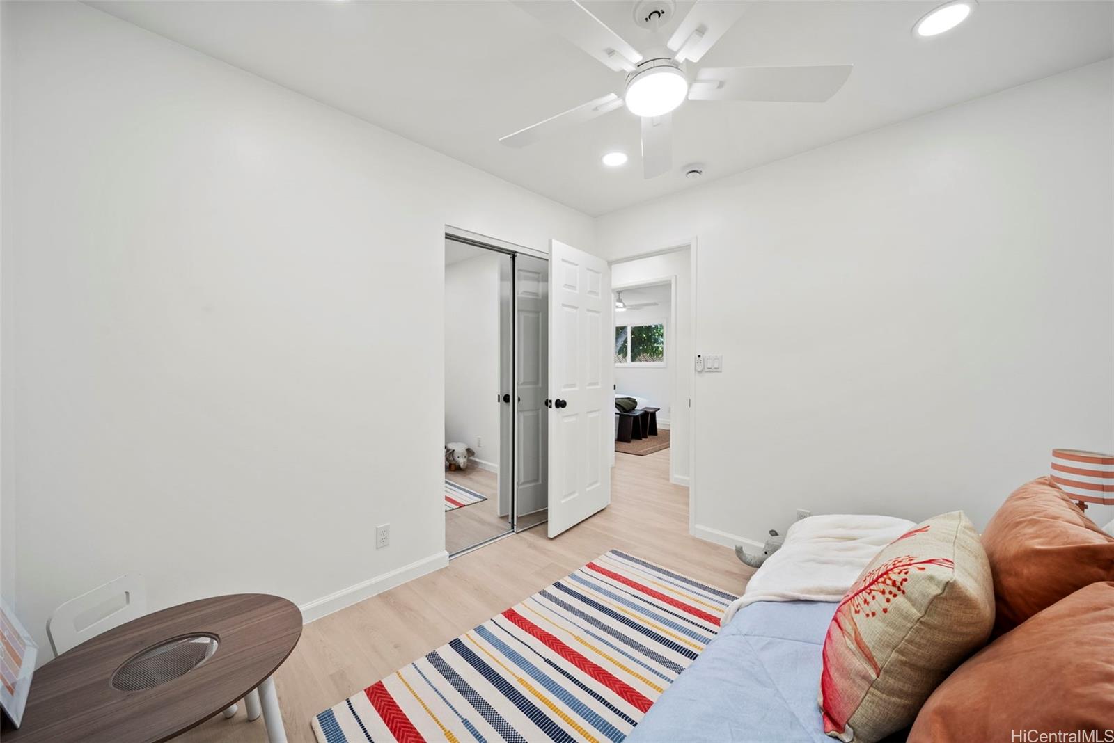 345  Kamala Loop Koko Head Terrace, Hawaii Kai home - photo 14 of 25