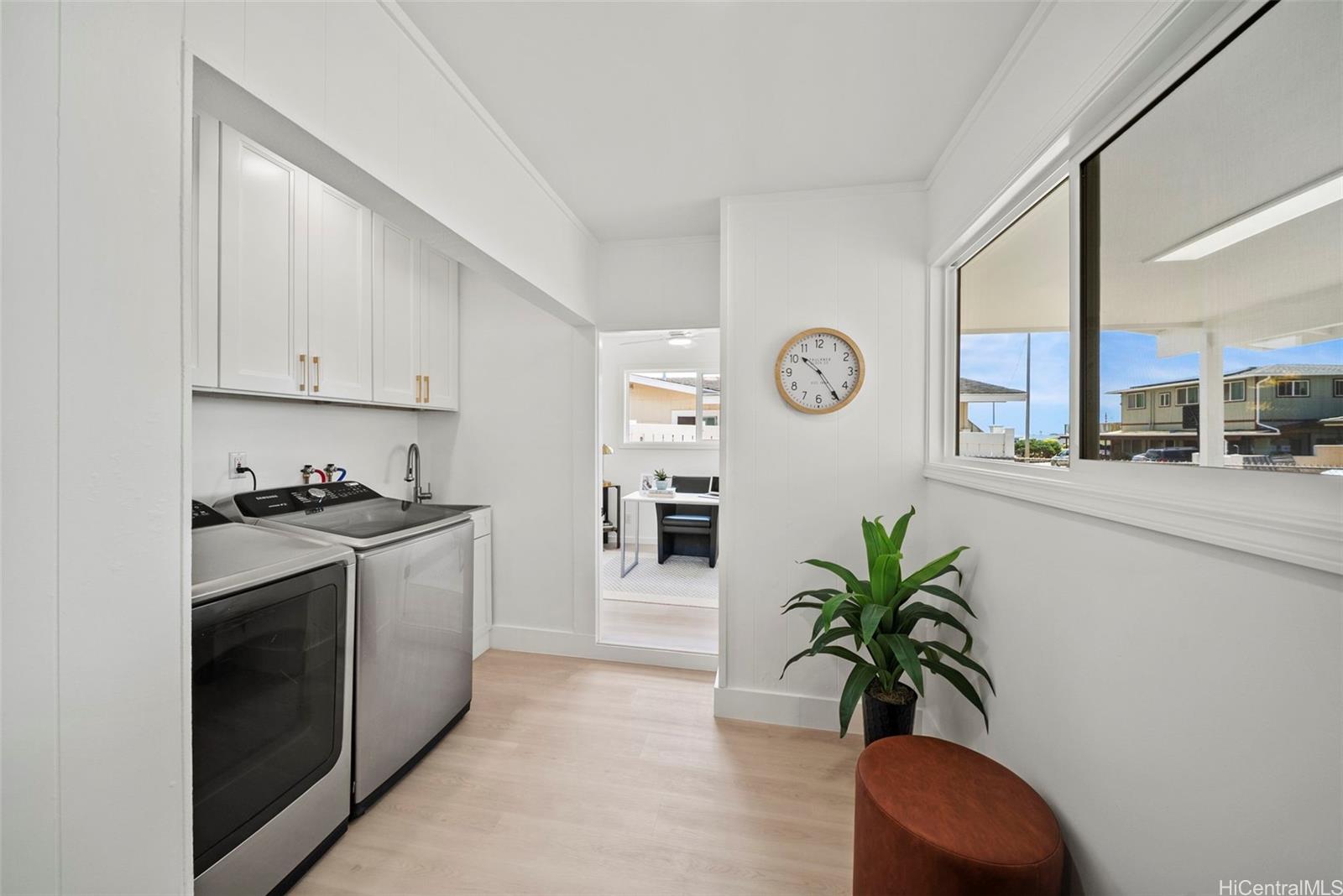 345  Kamala Loop Koko Head Terrace, Hawaii Kai home - photo 15 of 25