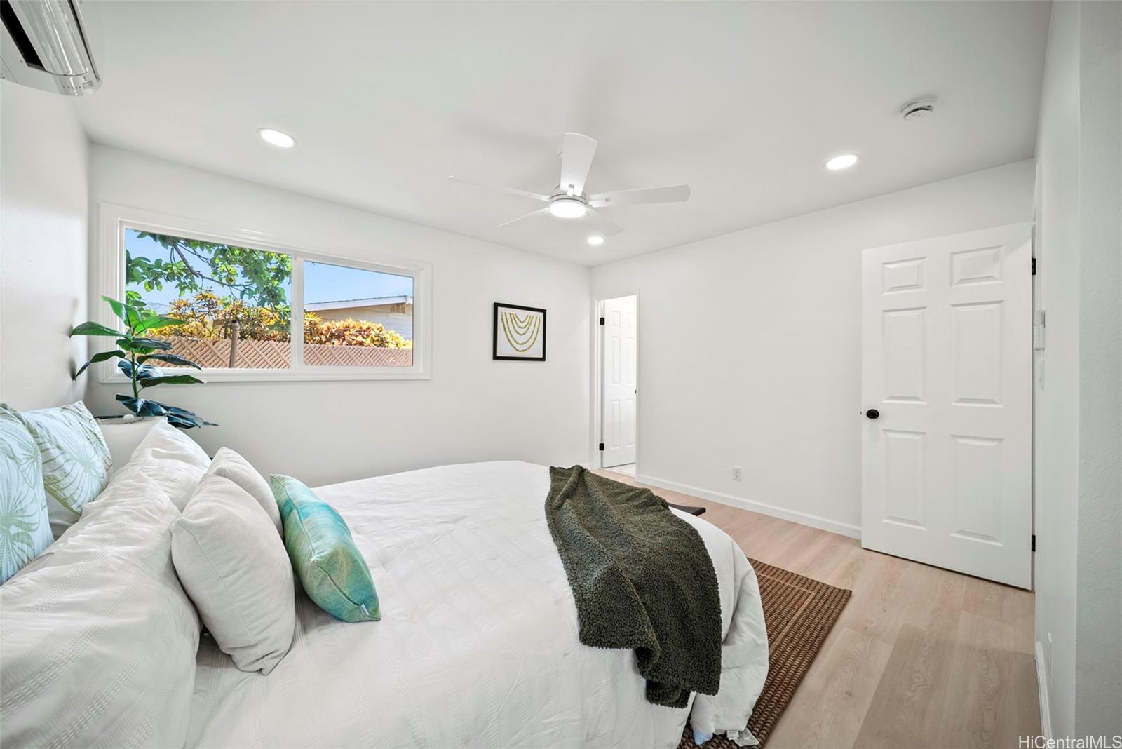 345  Kamala Loop Koko Head Terrace, Hawaii Kai home - photo 8 of 25