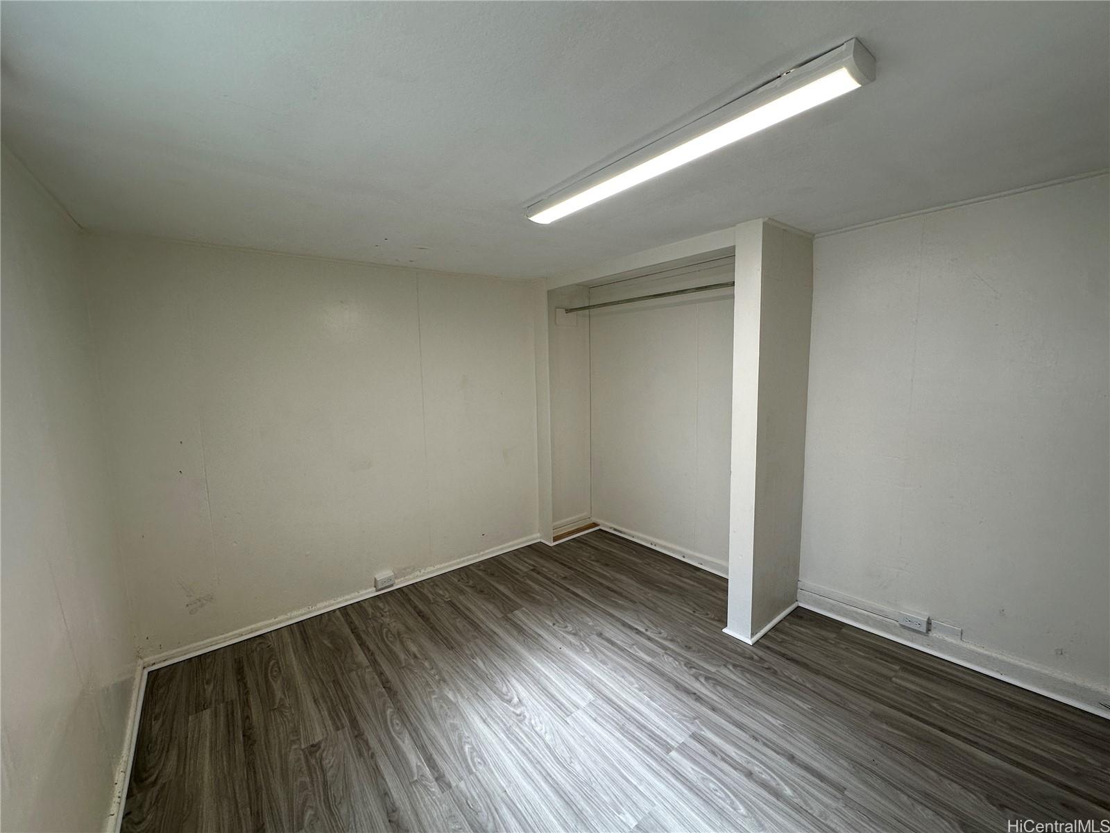 3451  Wela St Kapahulu, Diamond Head home - photo 14 of 17