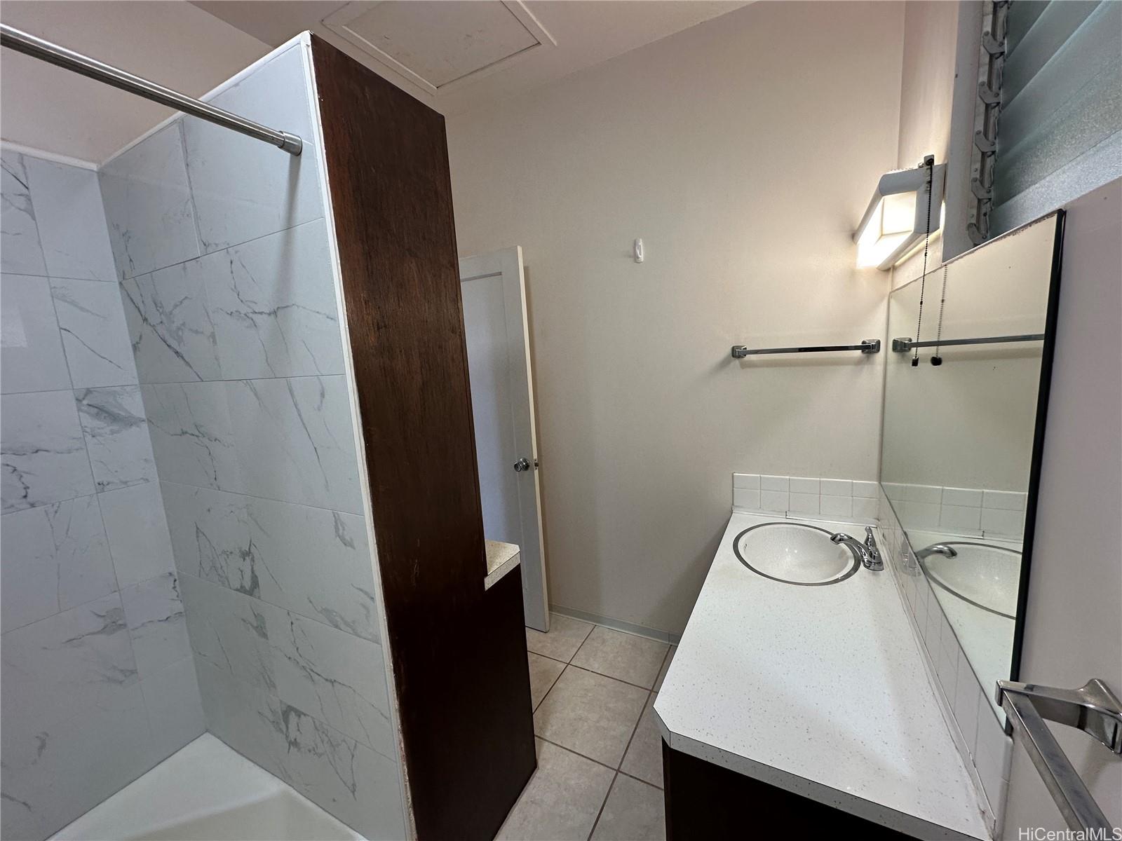 3451  Wela Street Kapahulu, Diamond Head home - photo 11 of 18