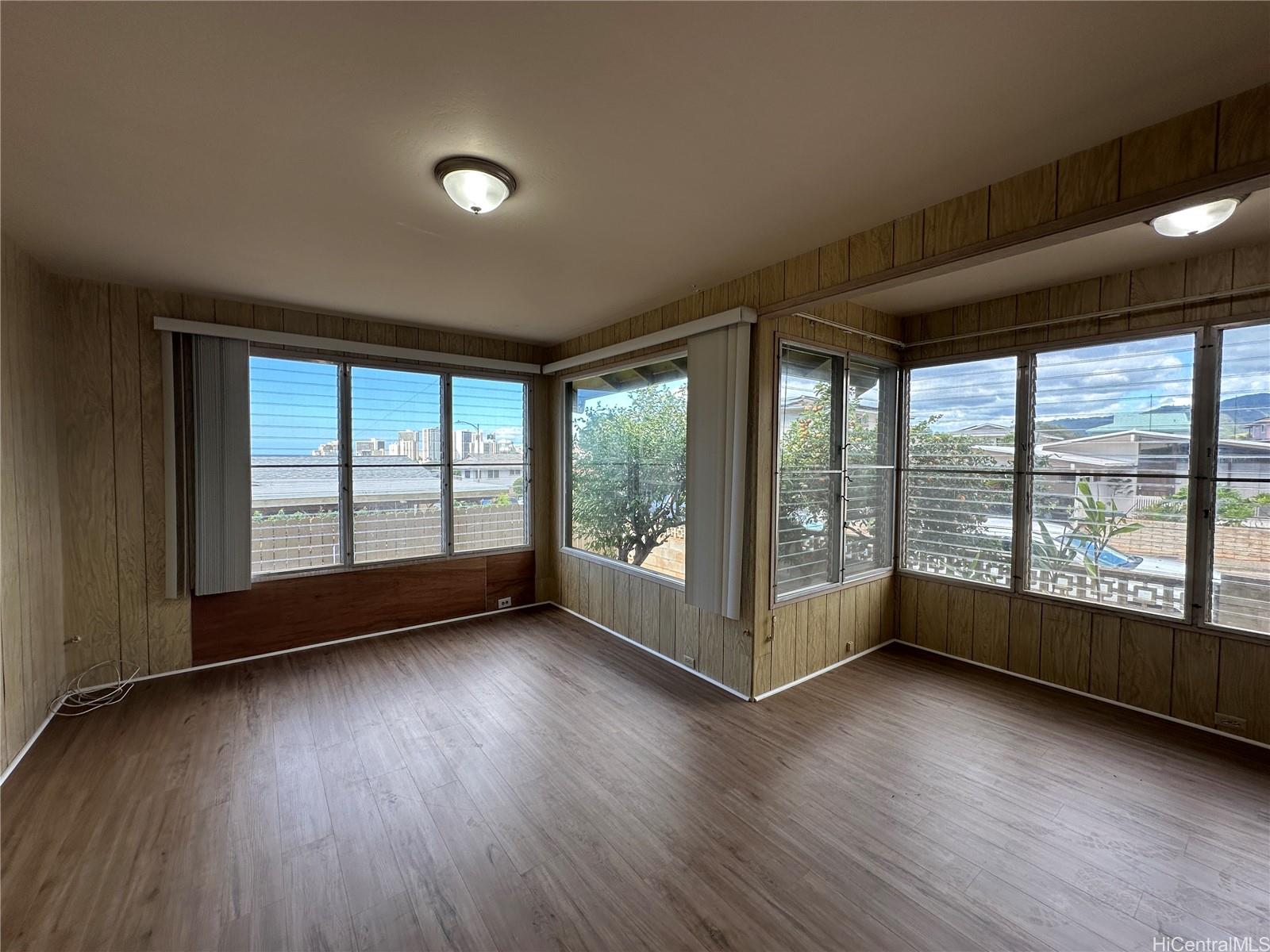 3451  Wela Street Kapahulu, Diamond Head home - photo 3 of 18