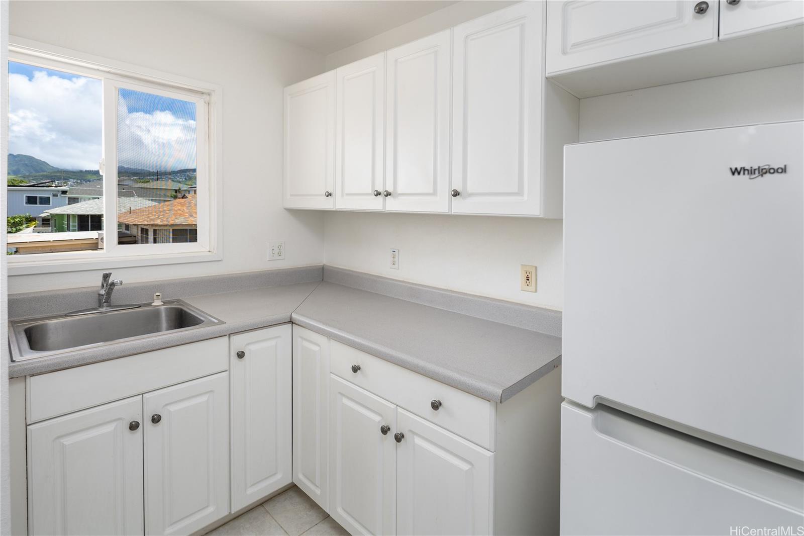 3453  Edna Street Kapahulu, Diamond Head home - photo 9 of 25