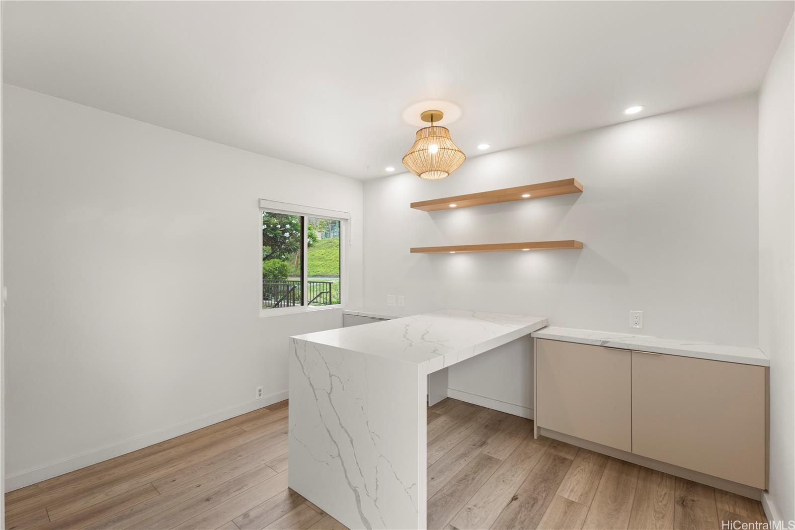 348 Kaelepulu Dr Kailua - Rental - photo 3 of 25