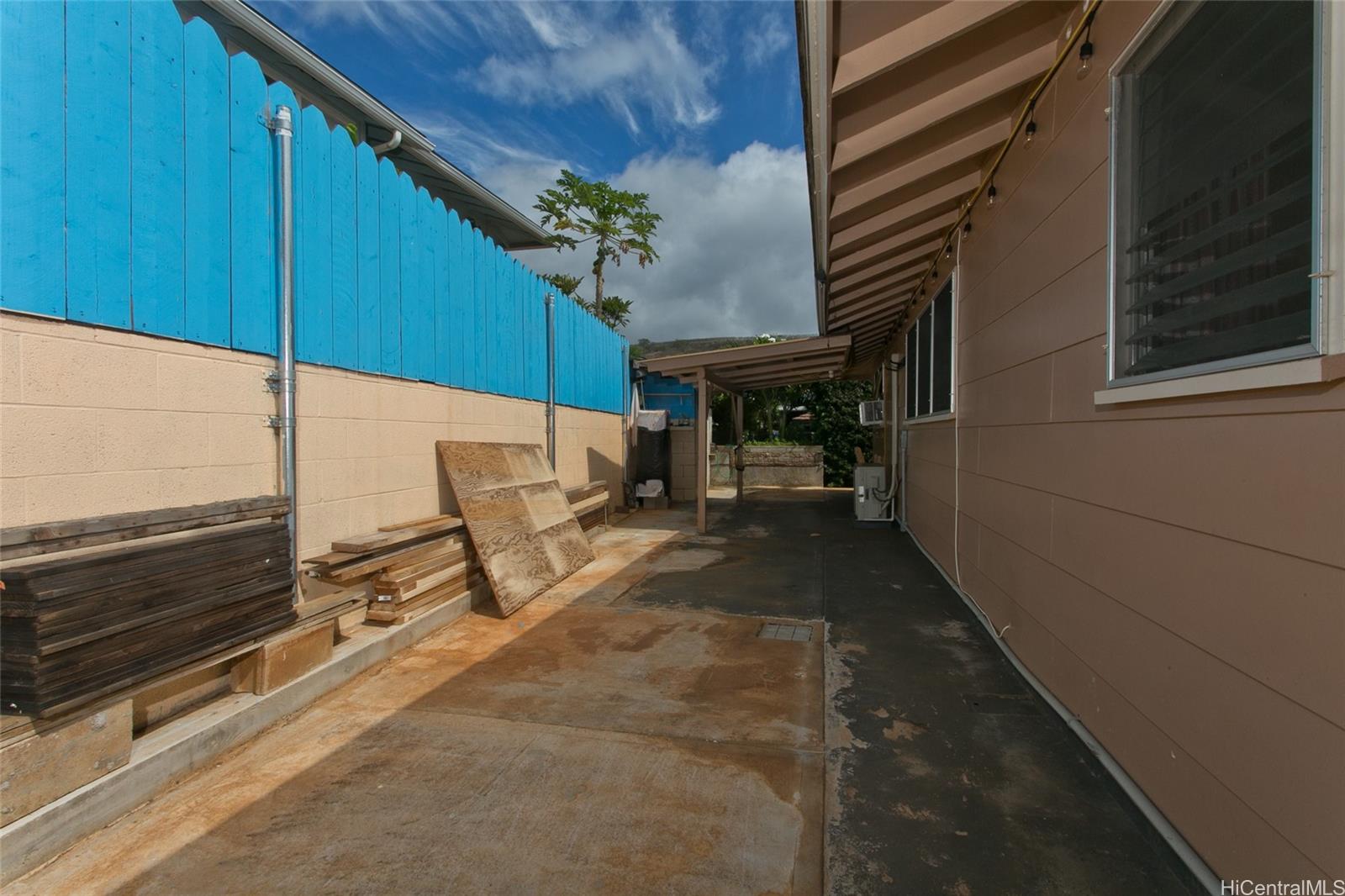 3481  Ala Akulikuli Street Salt Lake, Honolulu home - photo 21 of 22