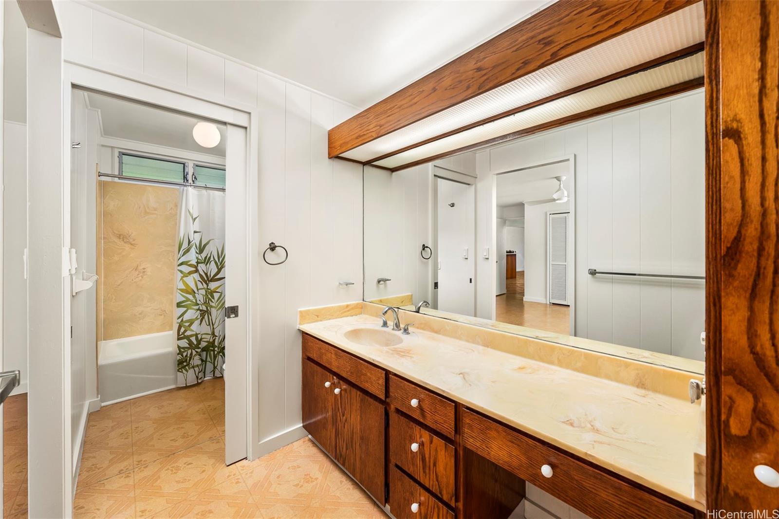 35  Country Club Road Oahu Cc, Honolulu home - photo 10 of 22