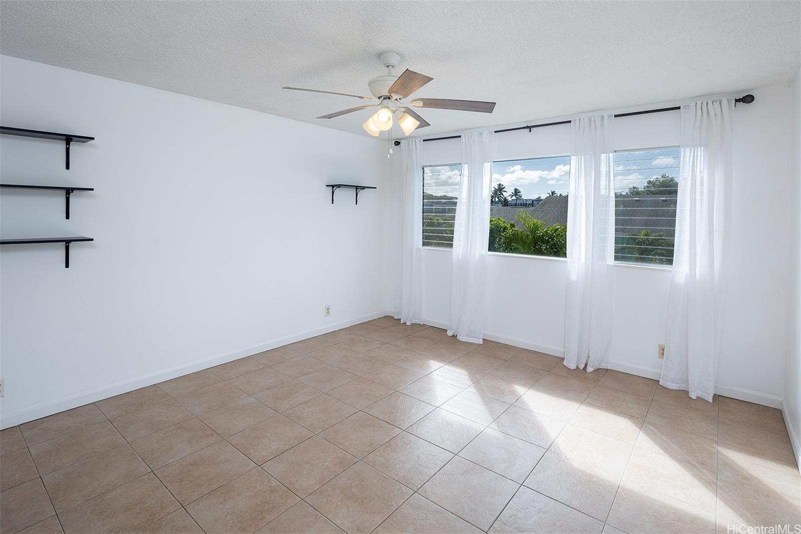 350 Aoloa St Kailua - Rental - photo 2 of 19