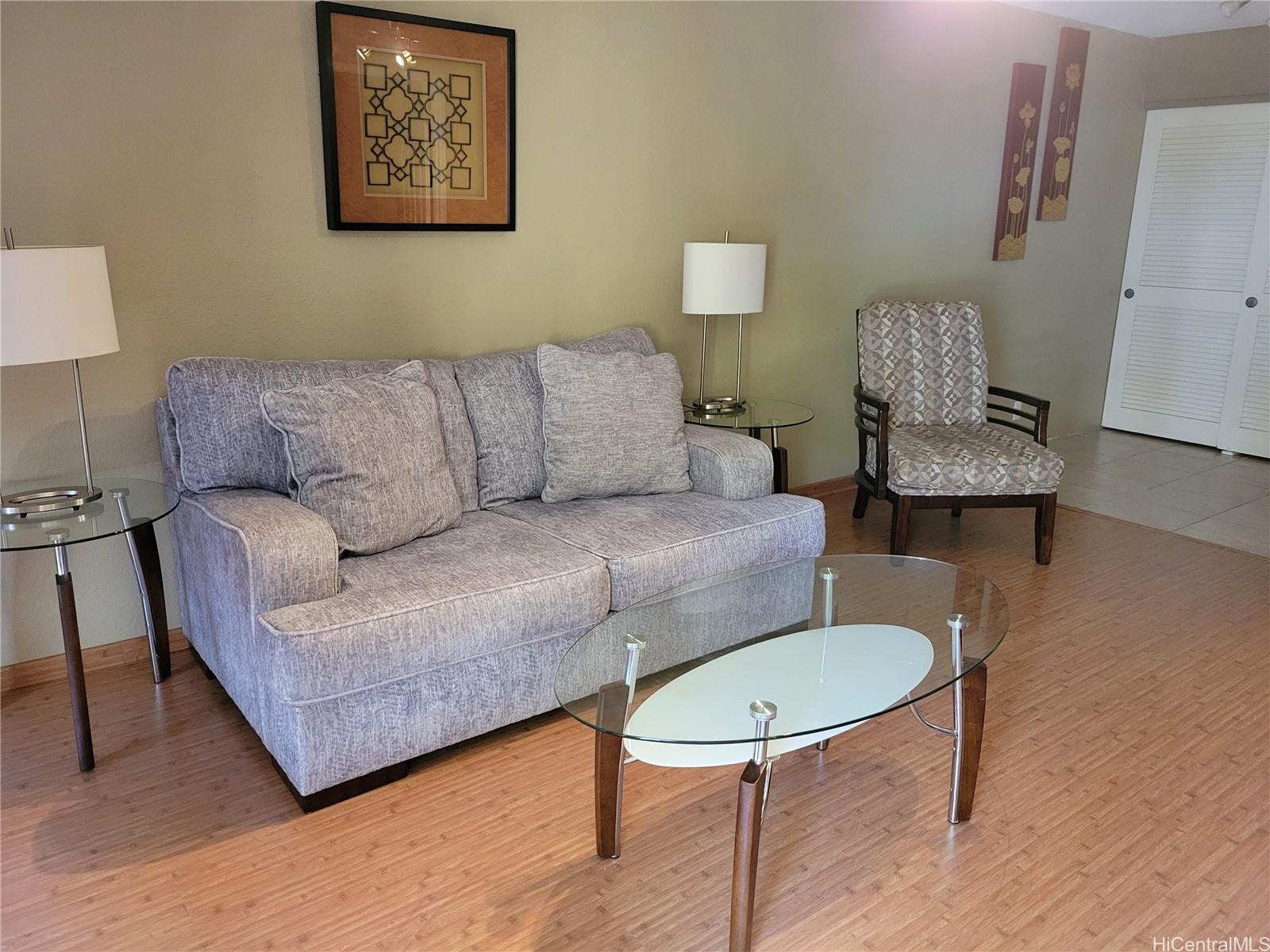 350 Mananai Pl Honolulu - Rental - photo 7 of 16