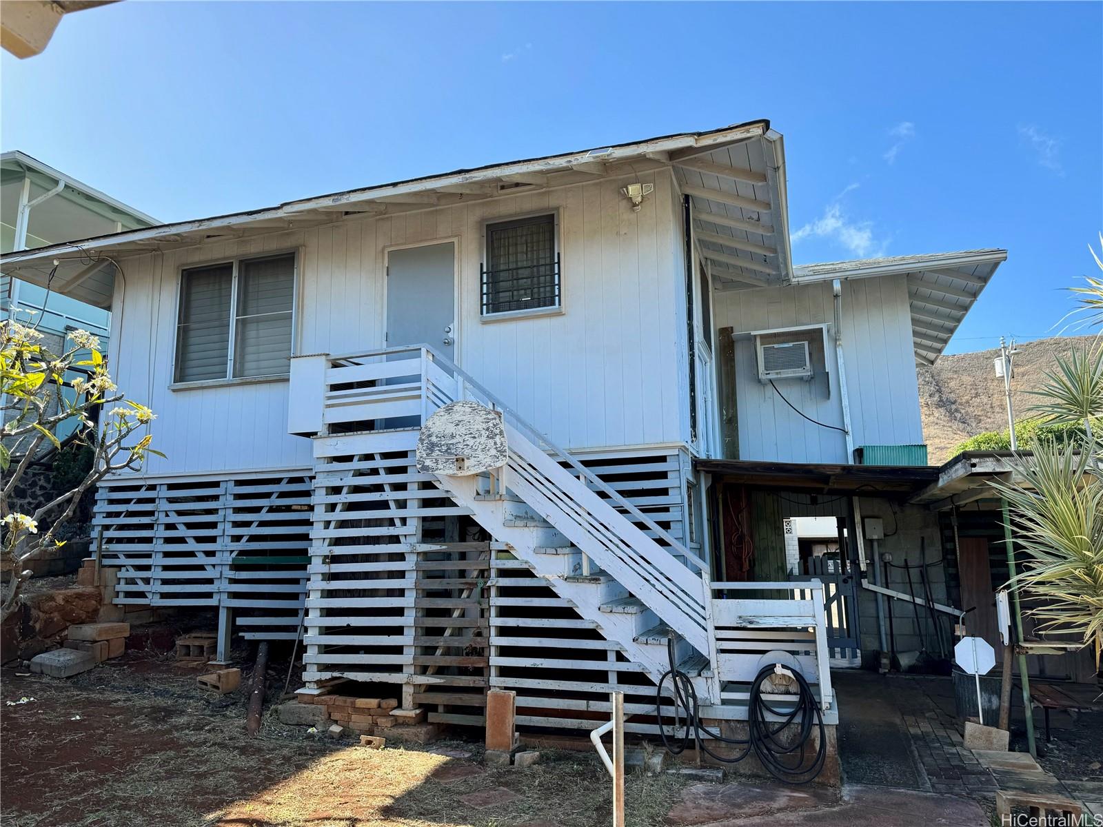 3508  Kepuhi Street Kapahulu, Diamond Head home - photo 21 of 24