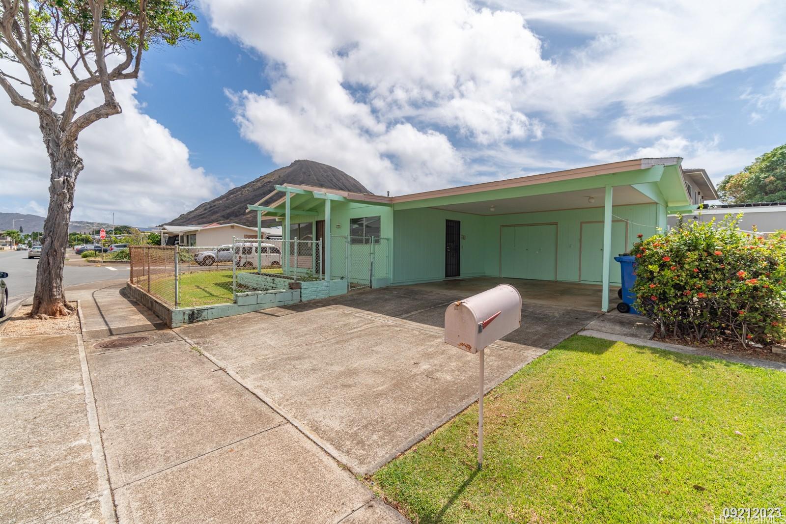 353 Kekupua Street Honolulu Hawaii Rental