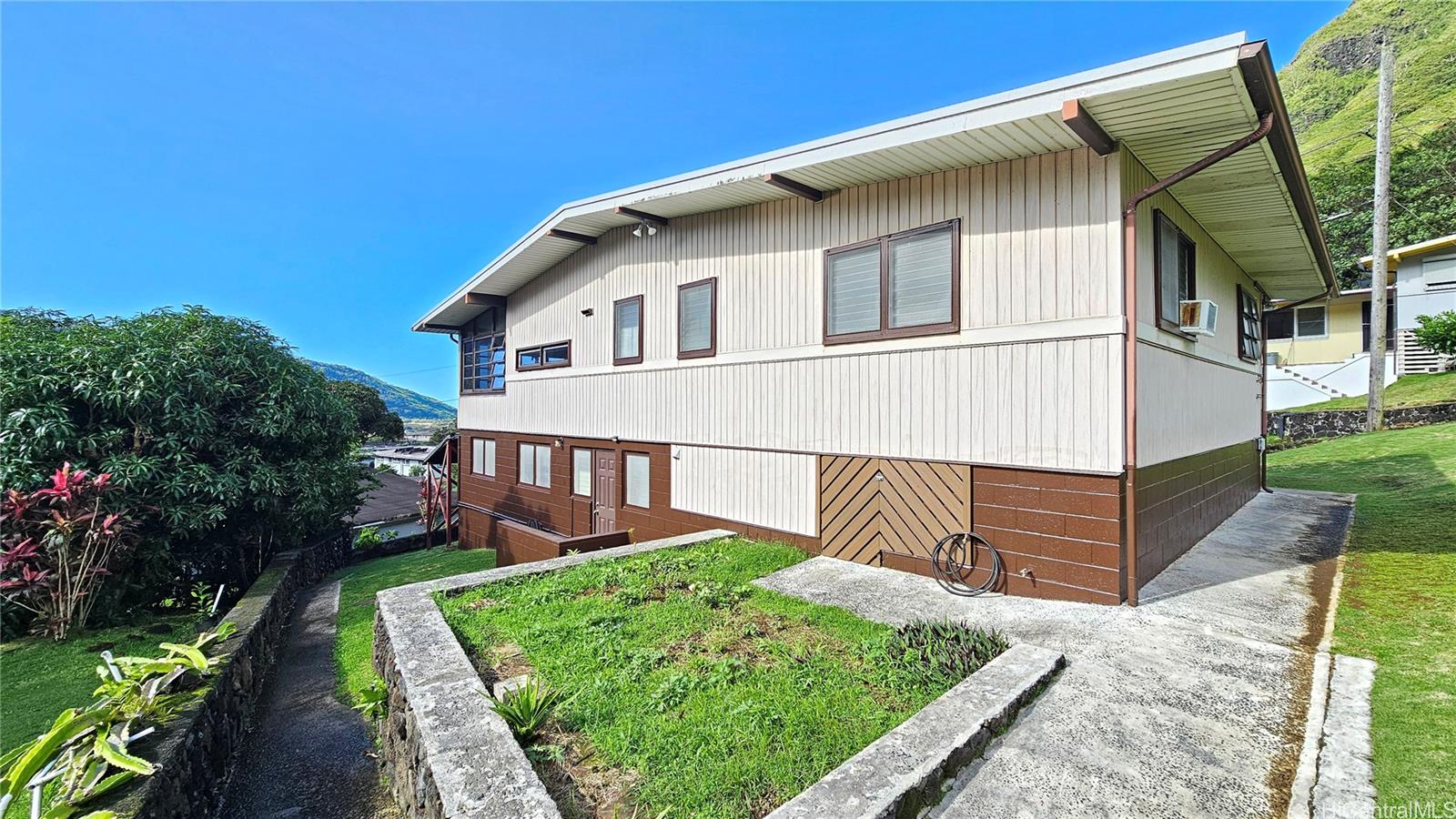 3537  Kumuwai Place Manoa-upper, Honolulu home - photo 25 of 25