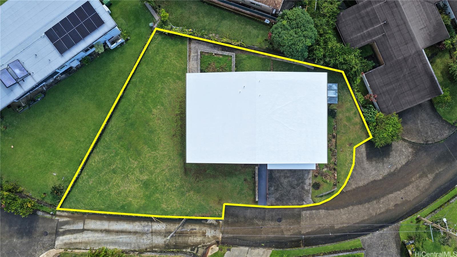 3537  Kumuwai Place Manoa-upper, Honolulu home - photo 8 of 25