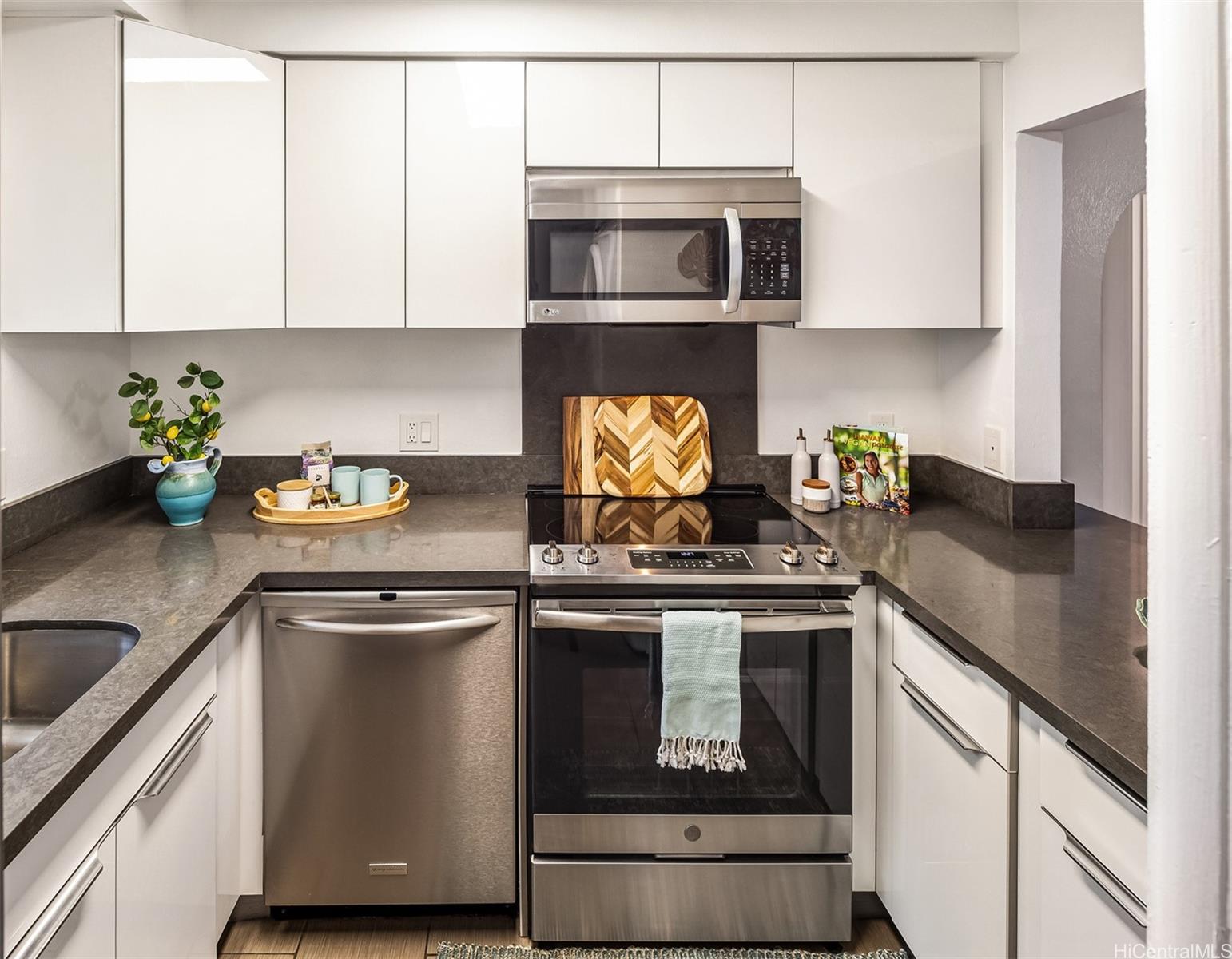 Hokulani In Kailua condo # N-102, Kailua, Hawaii - photo 11 of 25