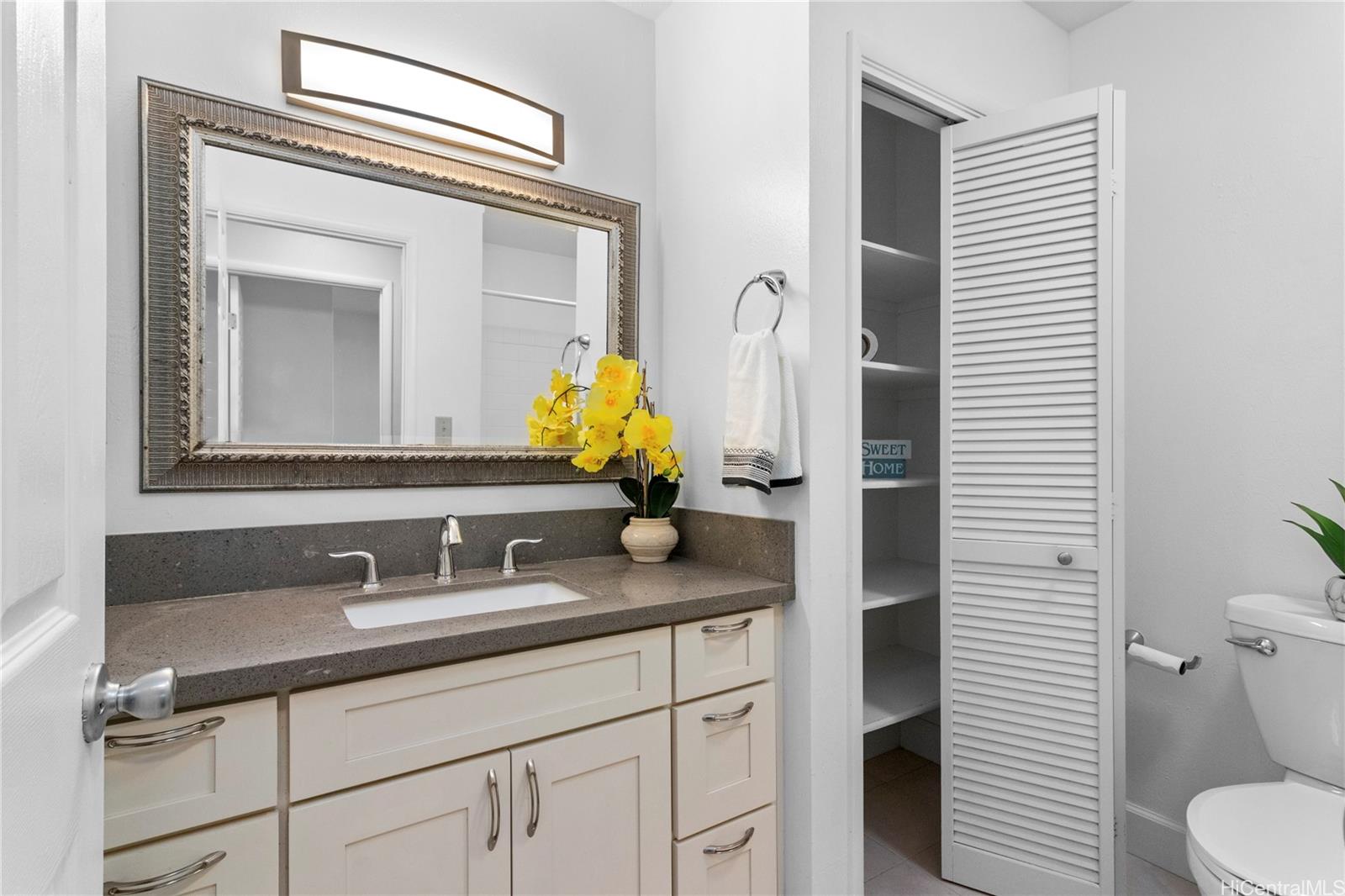 Kailua Garden townhouse # P101, Kailua, Hawaii - photo 7 of 14