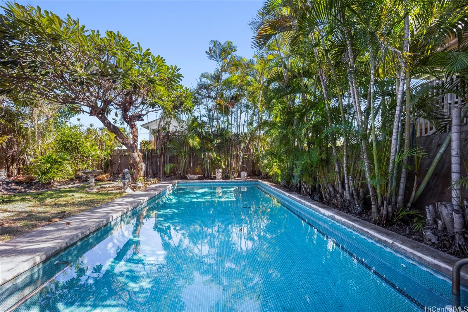 355  Hualani Street Coconut Grove, Kailua home - photo 18 of 18