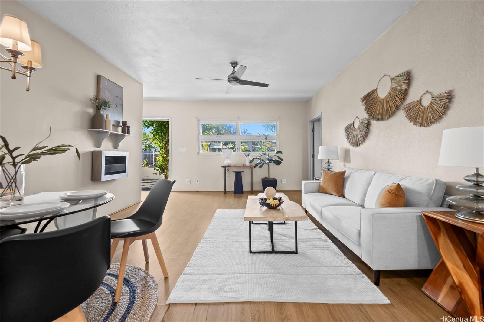 355  Hualani Street Coconut Grove, Kailua home - photo 4 of 18