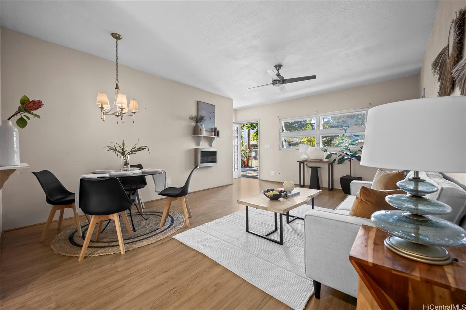 355  Hualani Street Coconut Grove, Kailua home - photo 7 of 18