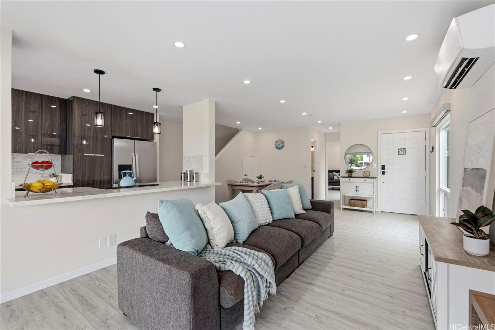 355 Opihikao Pl townhouse # 391, Honolulu, Hawaii - photo 8 of 25