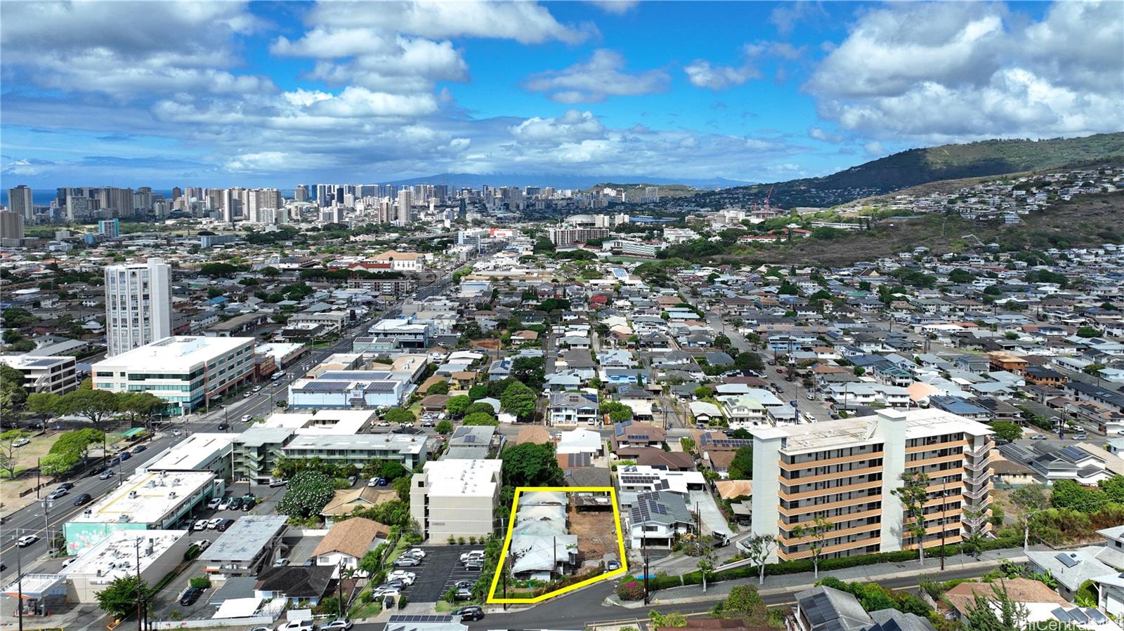 3555 Keanu St Honolulu - Multi-family - photo 2 of 12