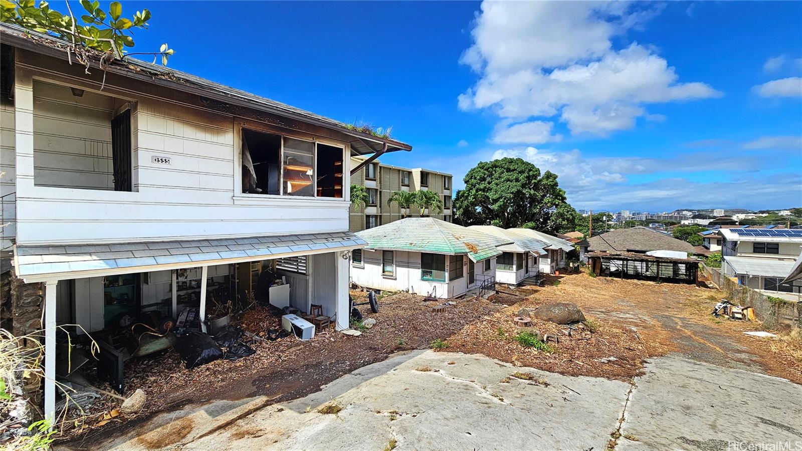 3555 Keanu St Honolulu - Multi-family - photo 5 of 12