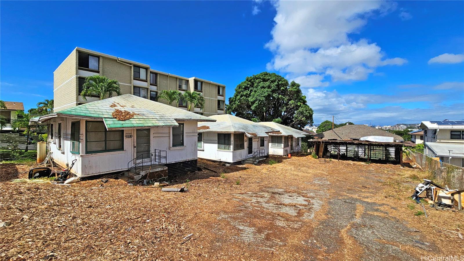 3555 Keanu St Honolulu - Multi-family - photo 6 of 12