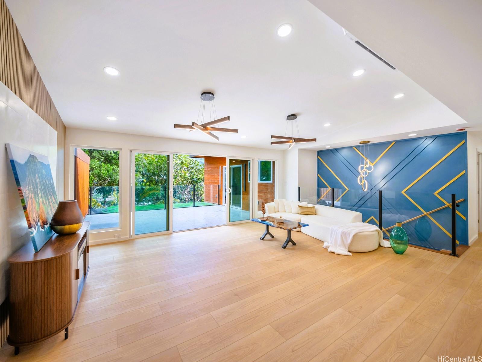 3565  Loulu Street Manoa-upper, Honolulu home - photo 2 of 25