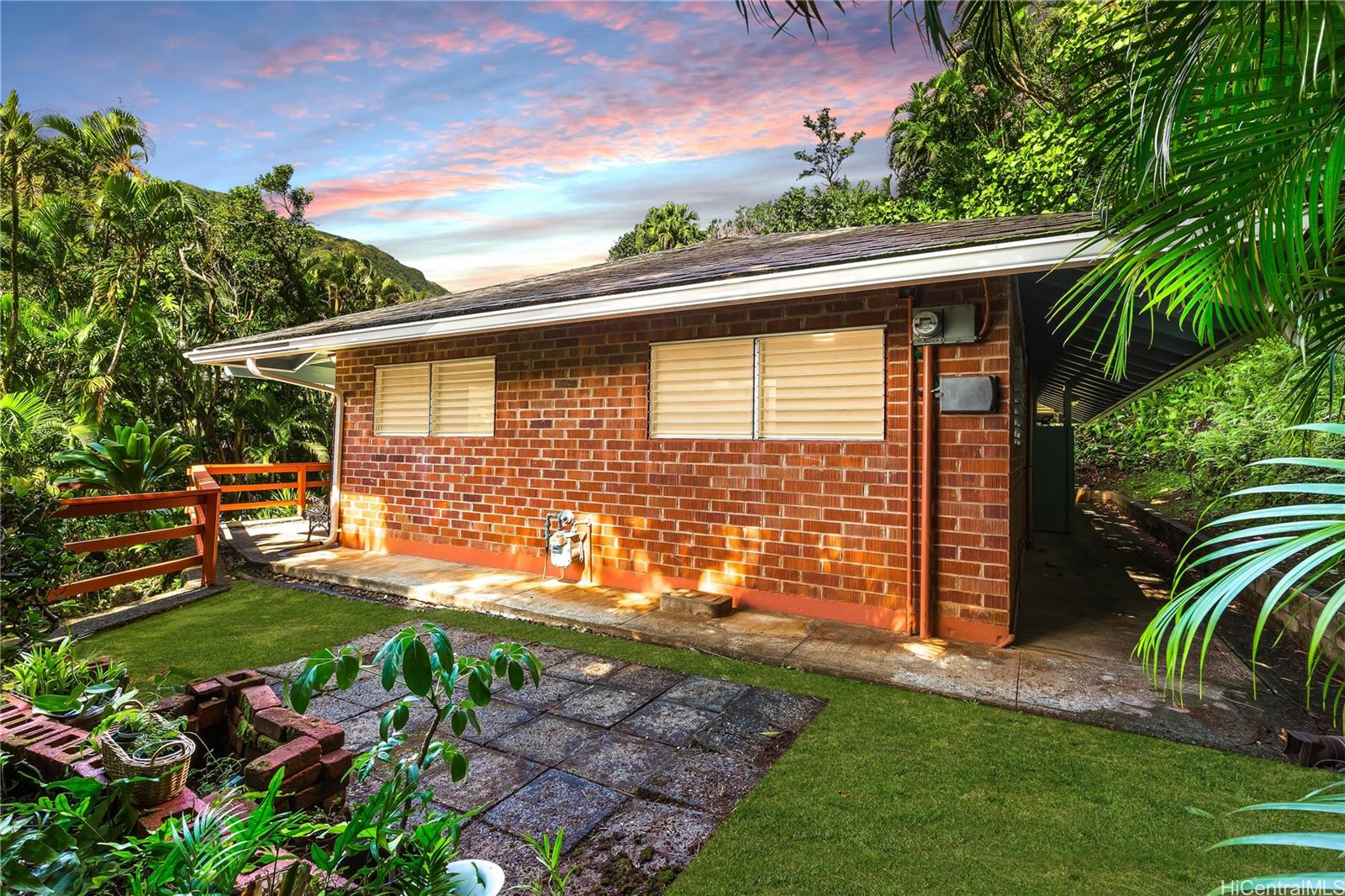 3577  Pinao Street Manoa-upper, Honolulu home - photo 15 of 23