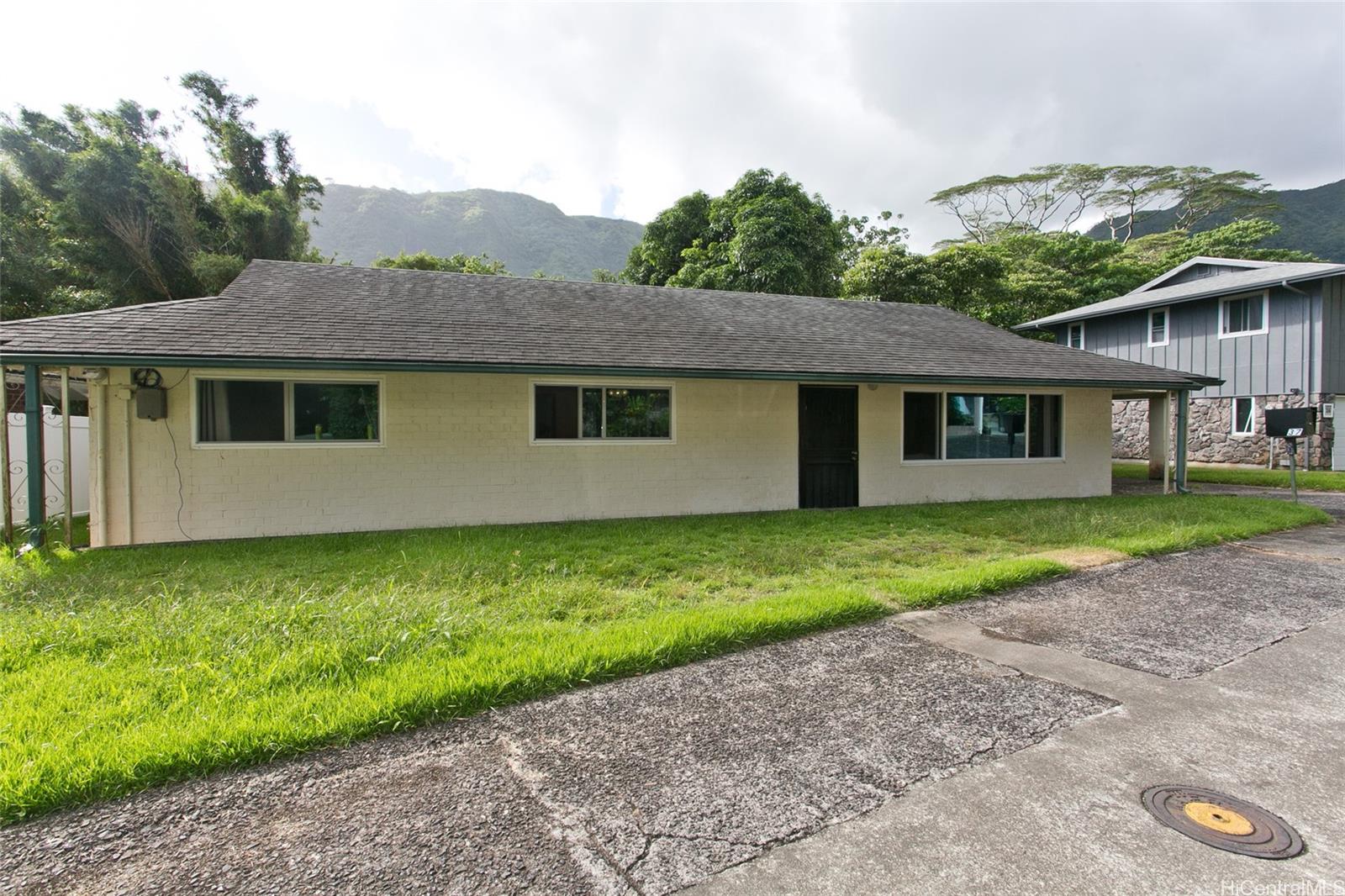 3577  Pinao St Manoa-upper, Honolulu home - photo 2 of 18