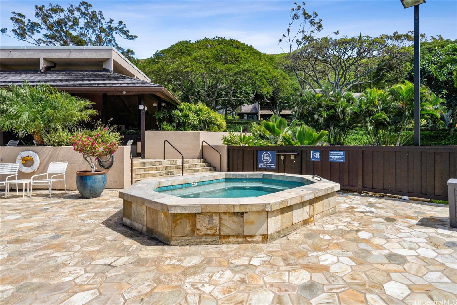 Bluestone AOAO townhouse # 702, Kailua, Hawaii - photo 23 of 24