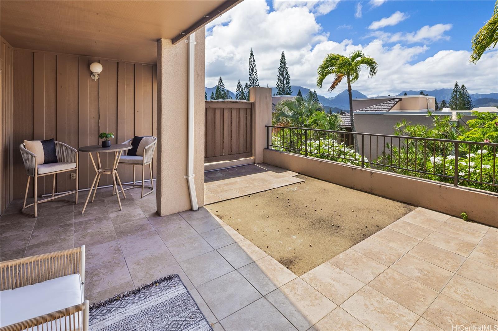 Bluestone condo # 704, Kailua, Hawaii - photo 5 of 25