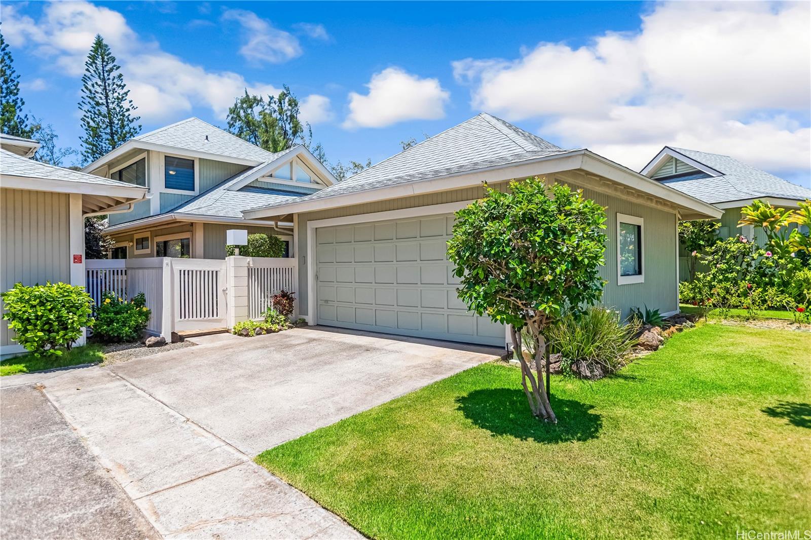 359  Holokai Place Laulima, Hawaii Kai home - photo 6 of 25