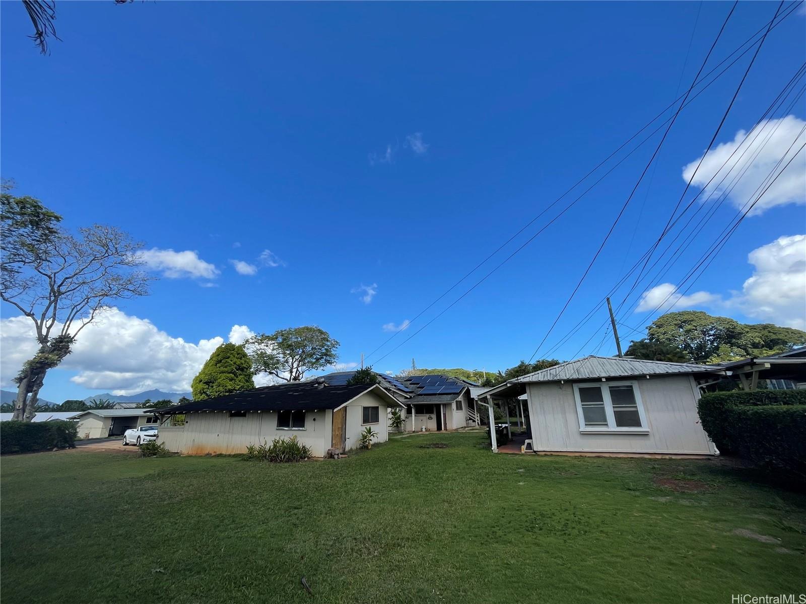 36 DOLE Road , Wahiawa, Hi 96786 home Wahiawa Heights Central