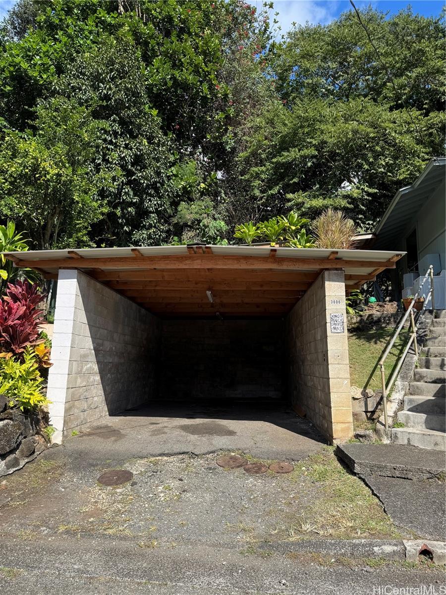 3606  Halekipa Place Palolo, Diamond Head home - photo 9 of 9