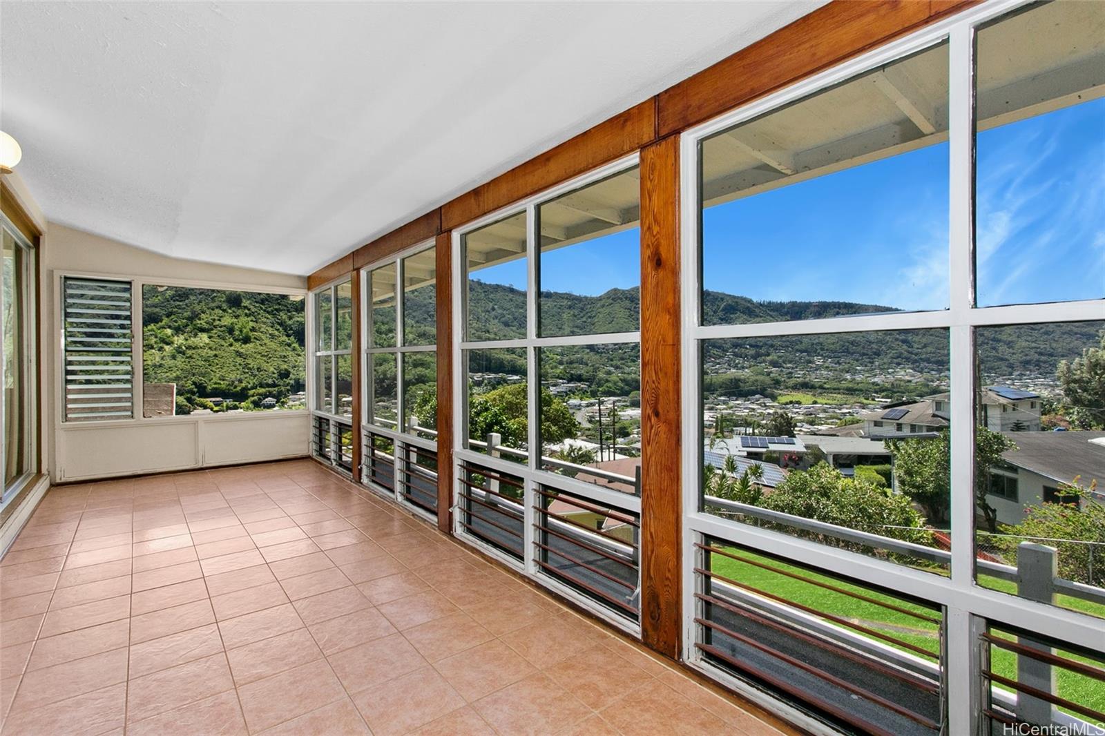 3609  Kumulani Street Manoa-upper, Honolulu home - photo 11 of 25