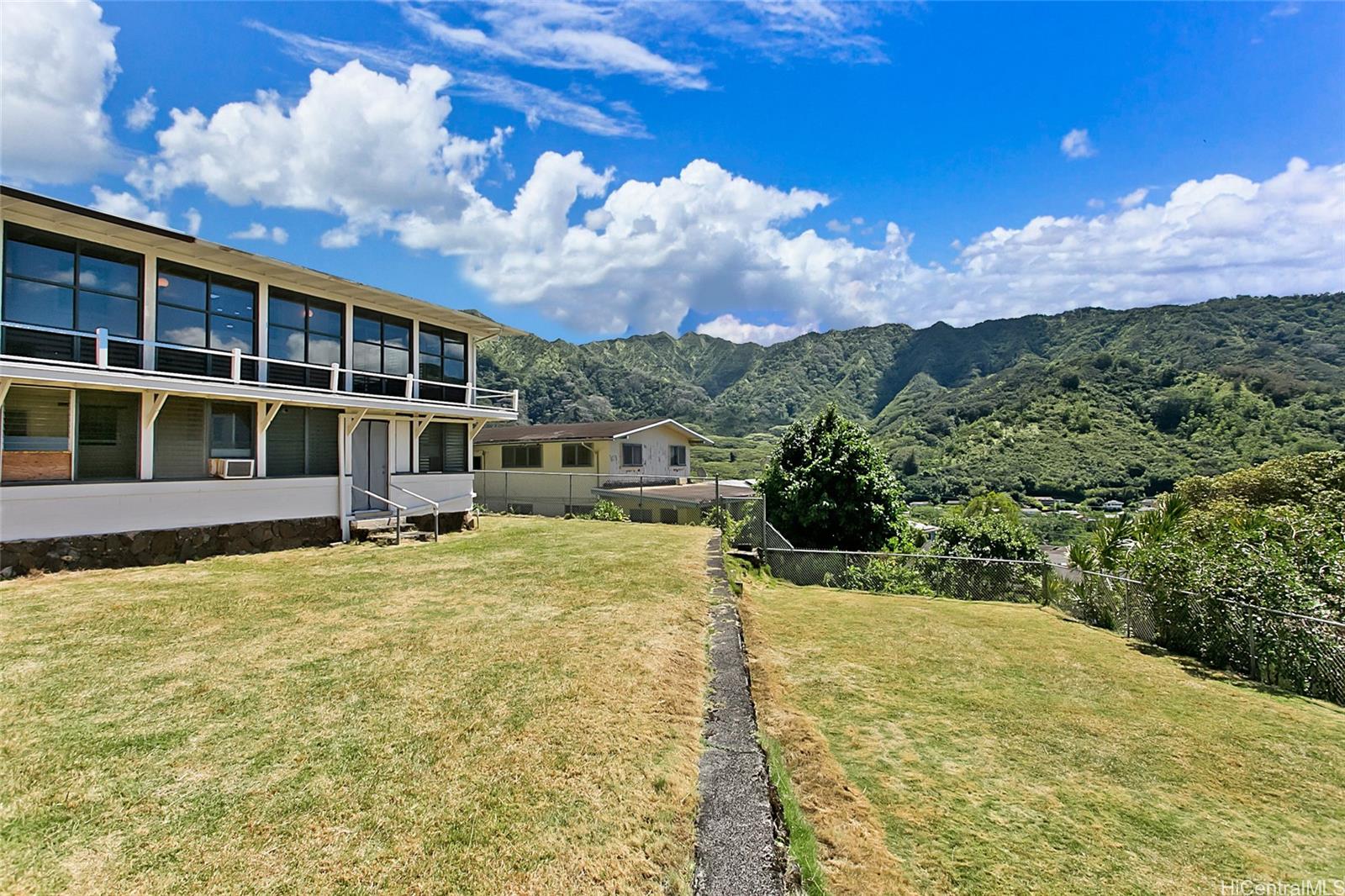 3609  Kumulani Street Manoa-upper, Honolulu home - photo 23 of 25