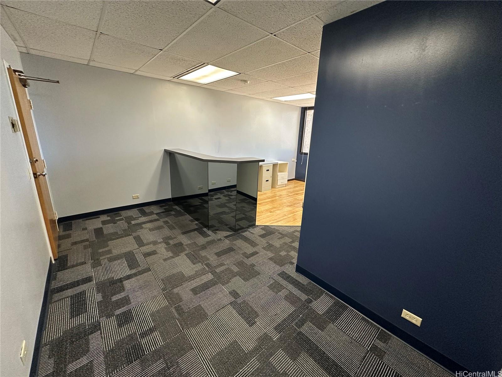 3615 Harding Ave Honolulu Oahu commercial real estate photo2 of 13