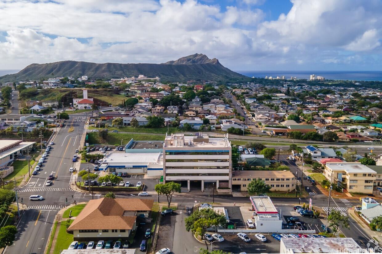 3615 Harding Ave Honolulu Oahu commercial real estate photo12 of 13