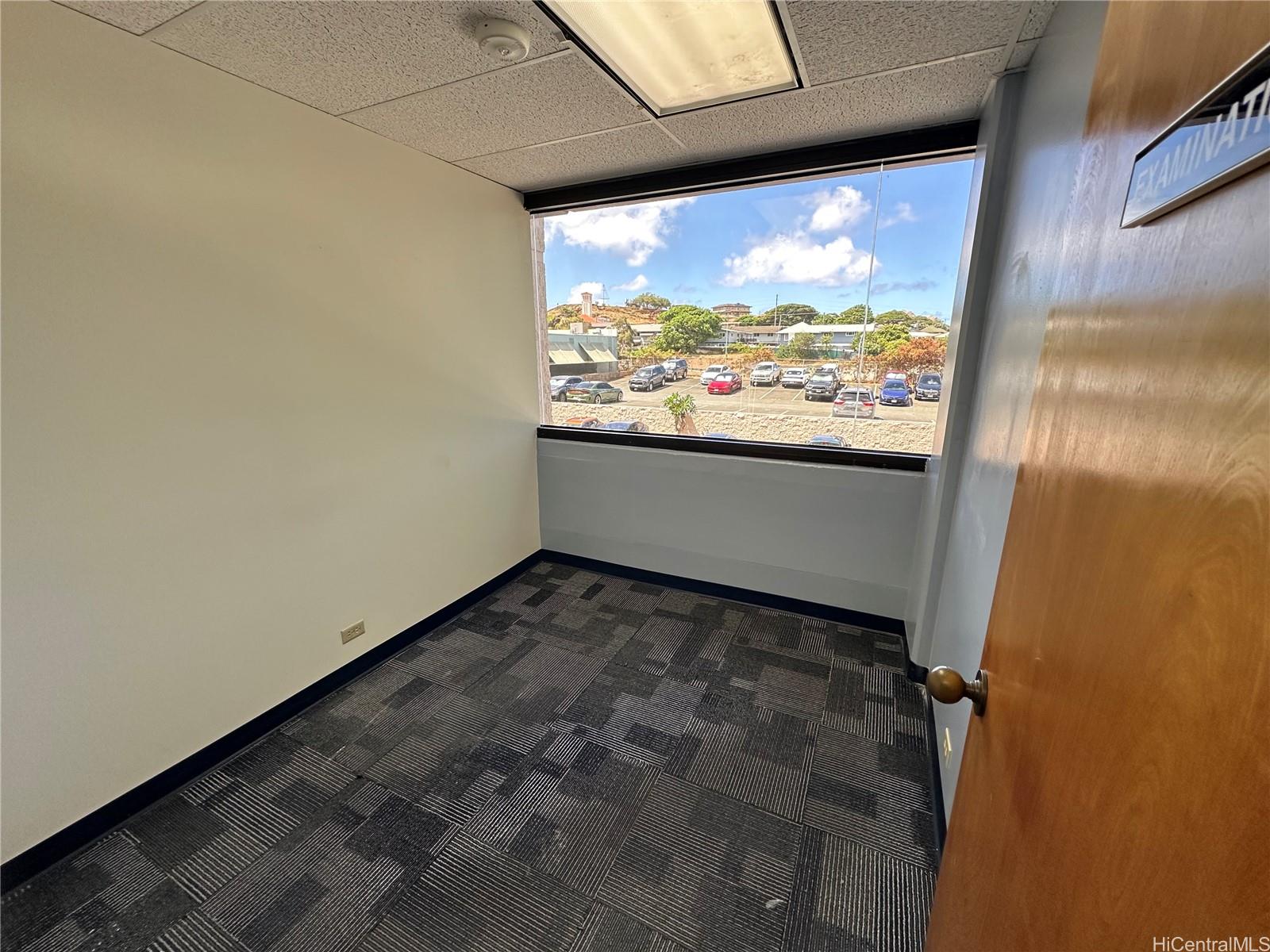 3615 Harding Ave Honolulu Oahu commercial real estate photo5 of 14